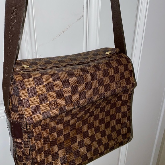 ❌Sold❌ Louis Vuitton Naviglio Damier Ebane - Picture 15 of 16